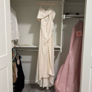 ASOS white wedding/formal off the shoulder dress US size 2